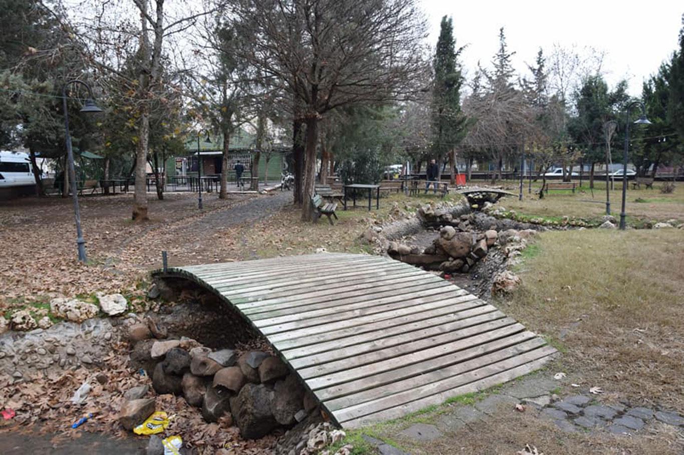 Viranşehir Belediyesi: Parklar kahvehane değil vatandaşların dinlenme yeridir